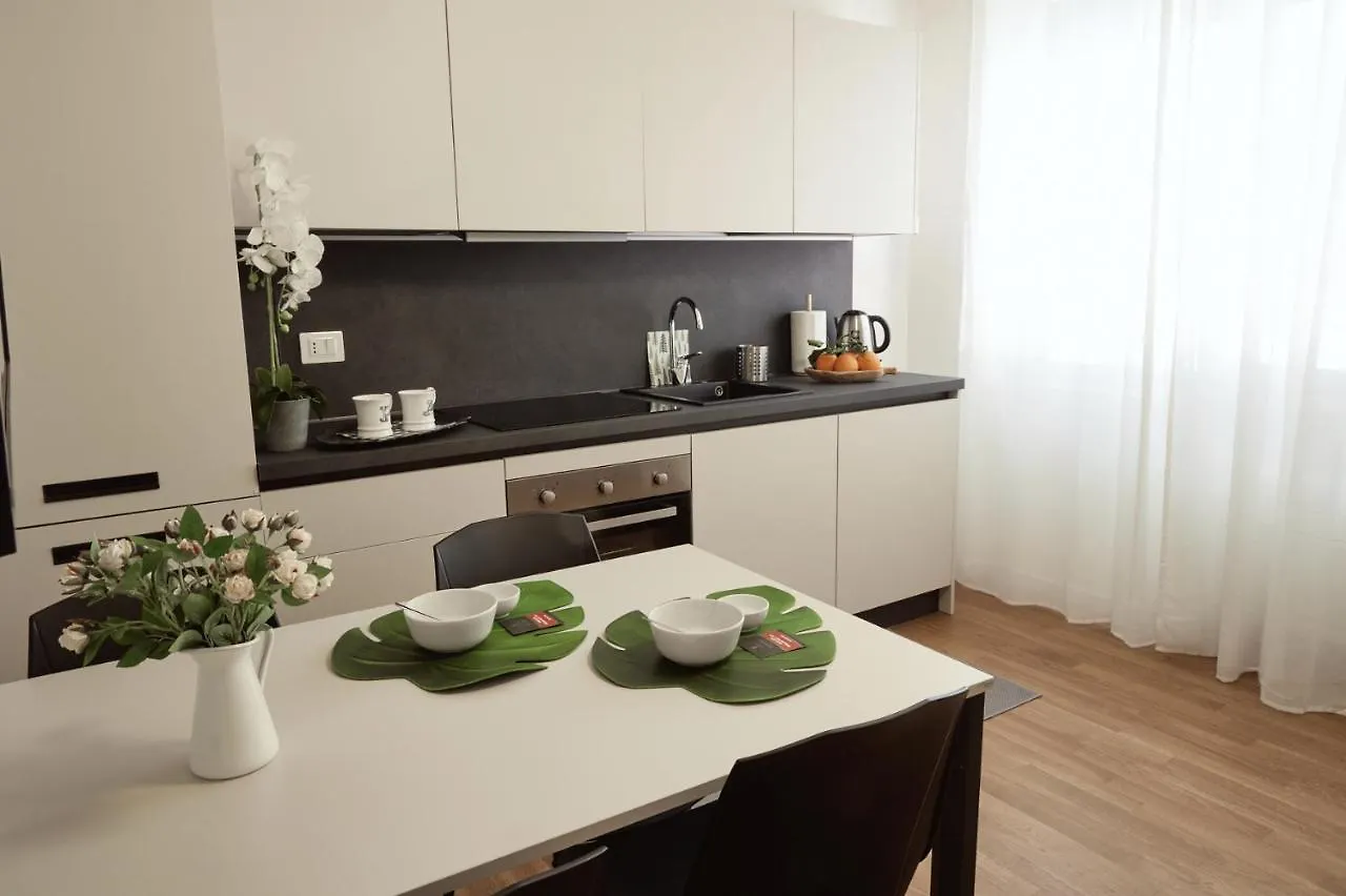 G62 Confortevole Bilocale Zona Stazione Centrale Mediolan Apartament