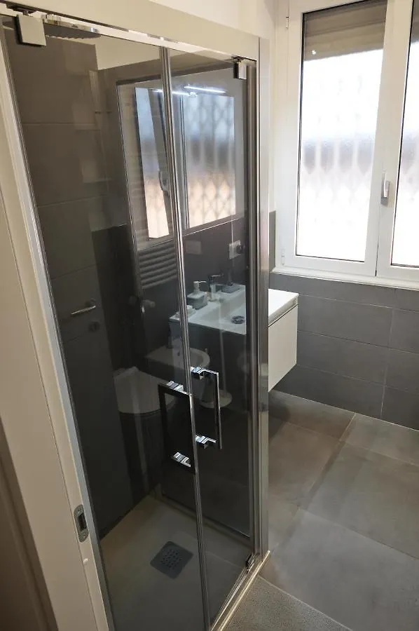 Apartament G62 Confortevole Bilocale Zona Stazione Centrale Mediolan